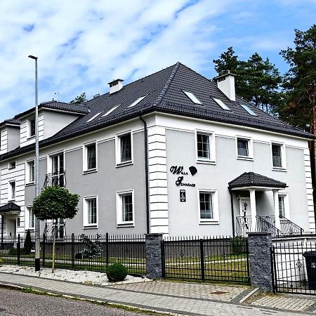Apartament W Willii Szmaragd Borne Sulinowo Exteriör bild